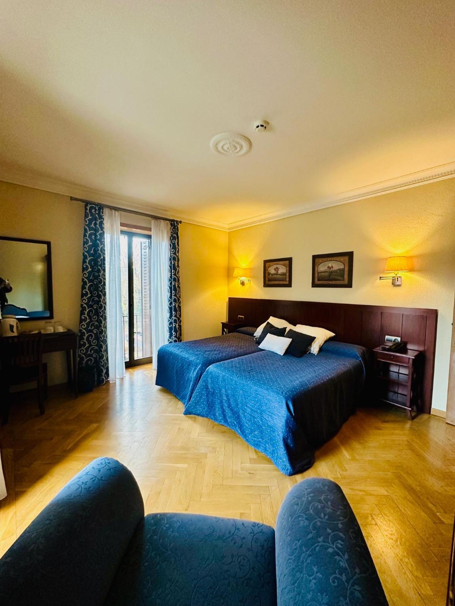 Hotel Boutique Rural Punta Me Torreblanca กัวดาร์รามา ภายนอก รูปภาพ