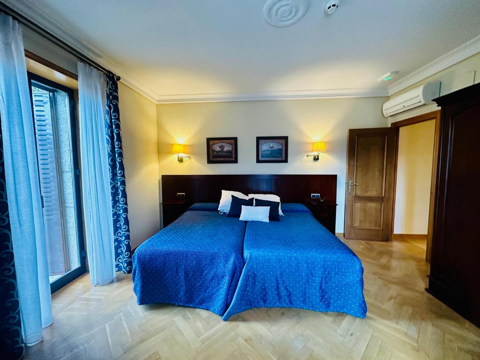 Hotel Boutique Rural Punta Me Torreblanca กัวดาร์รามา ภายนอก รูปภาพ