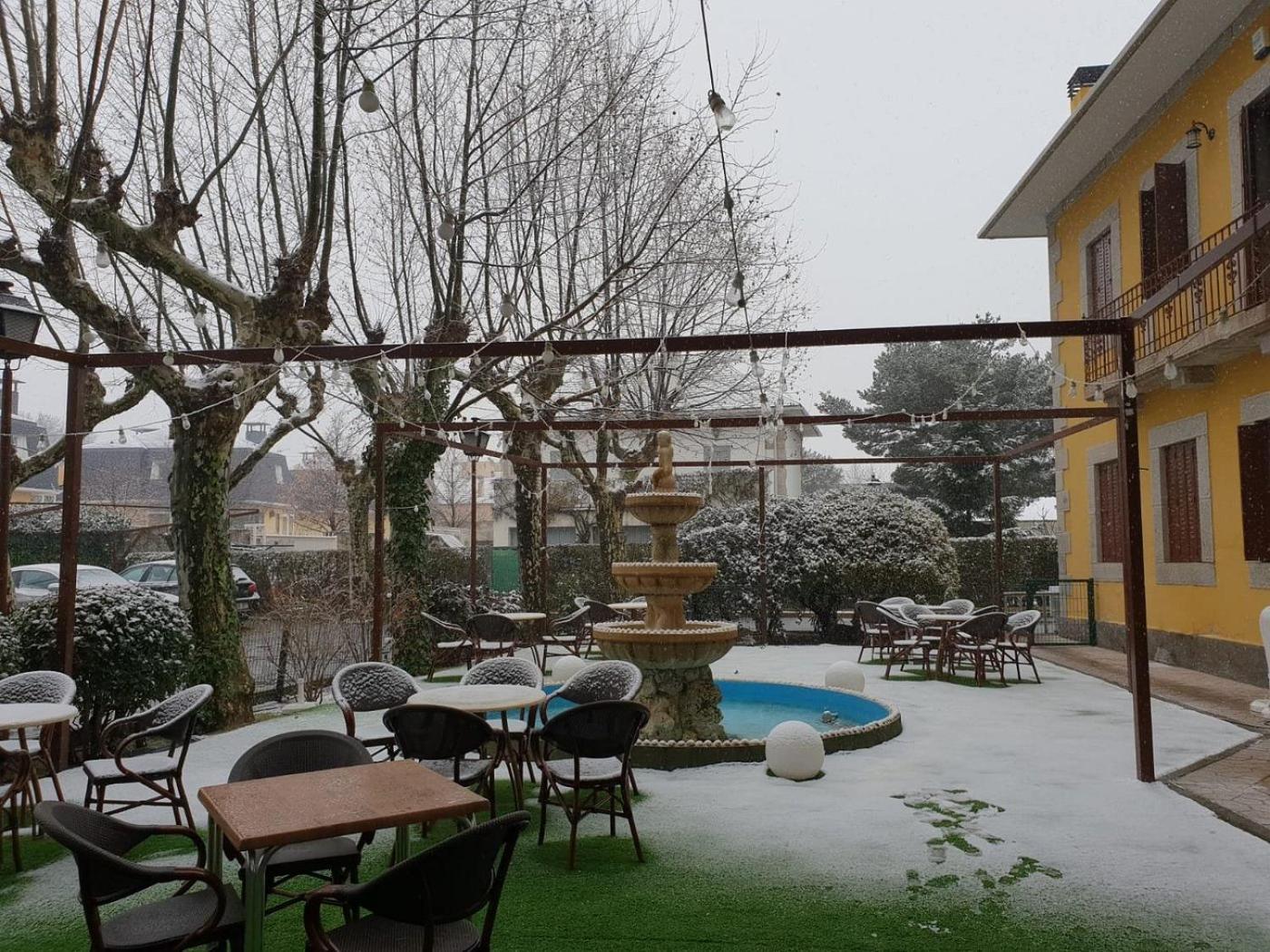 Hotel Boutique Rural Punta Me Torreblanca กัวดาร์รามา ภายนอก รูปภาพ