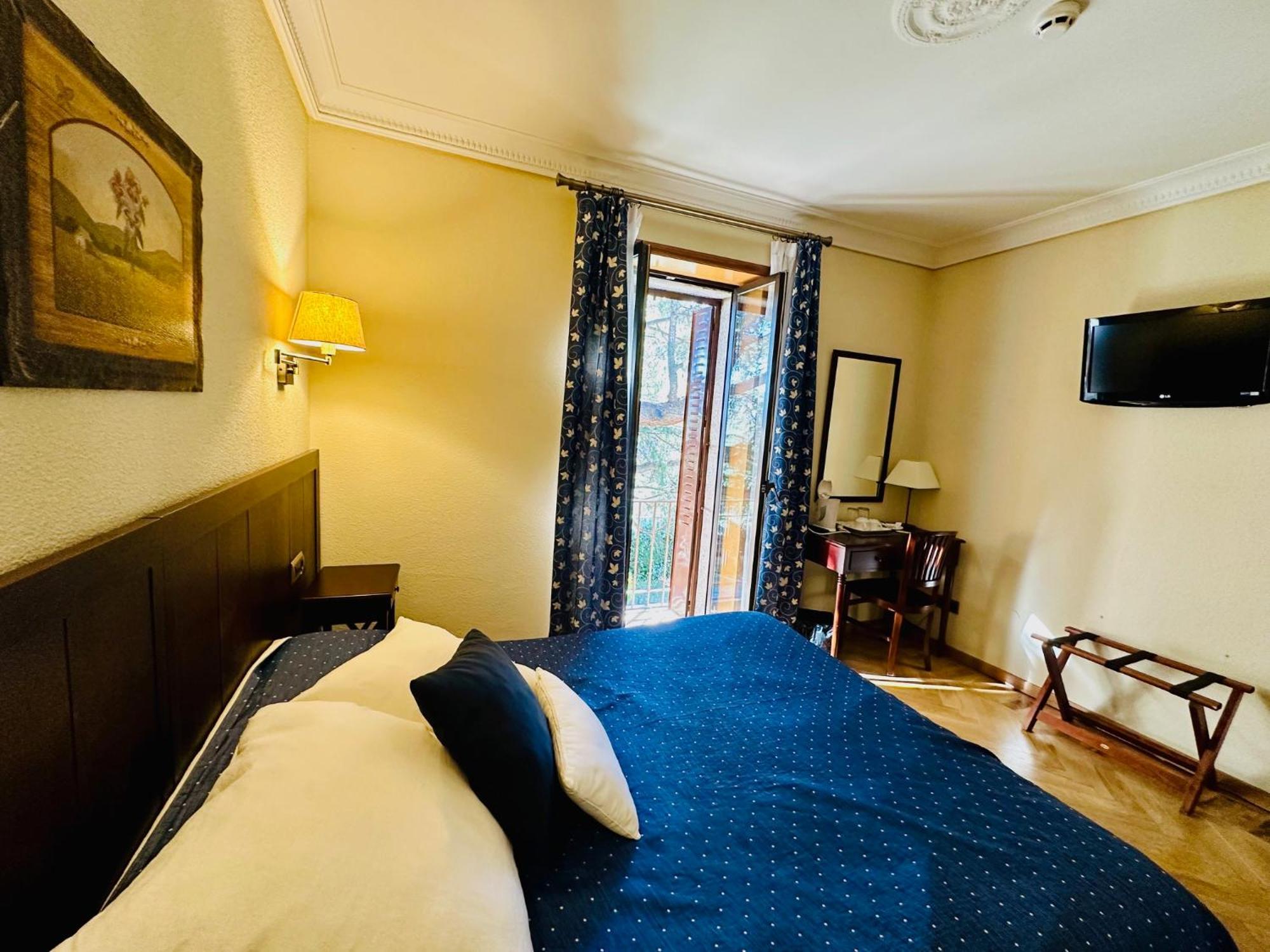 Hotel Boutique Rural Punta Me Torreblanca กัวดาร์รามา ภายนอก รูปภาพ